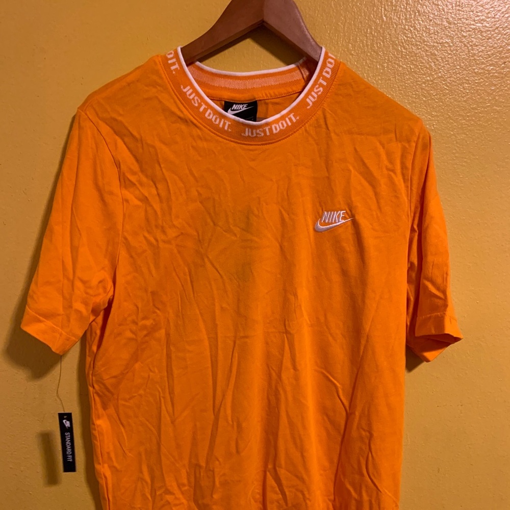 Nike just do it shirt men’s L